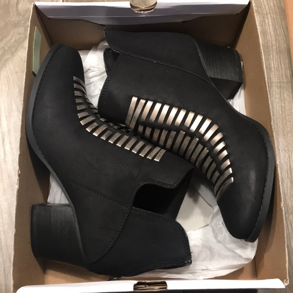 Brand new in box  black booties by Sugar. 8.5
